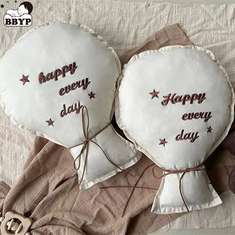 Baby Nursery Music - 2Pcs Cotton Embroidery Balloon Wall Hanging